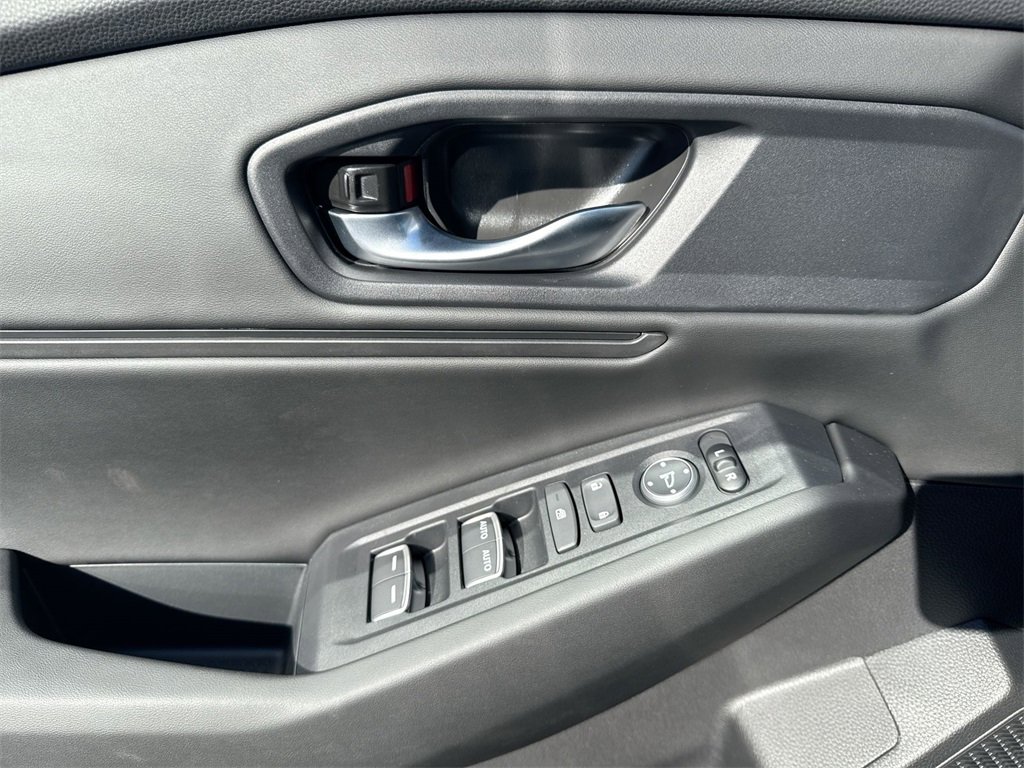 New 2025 Honda Accord SE image 15