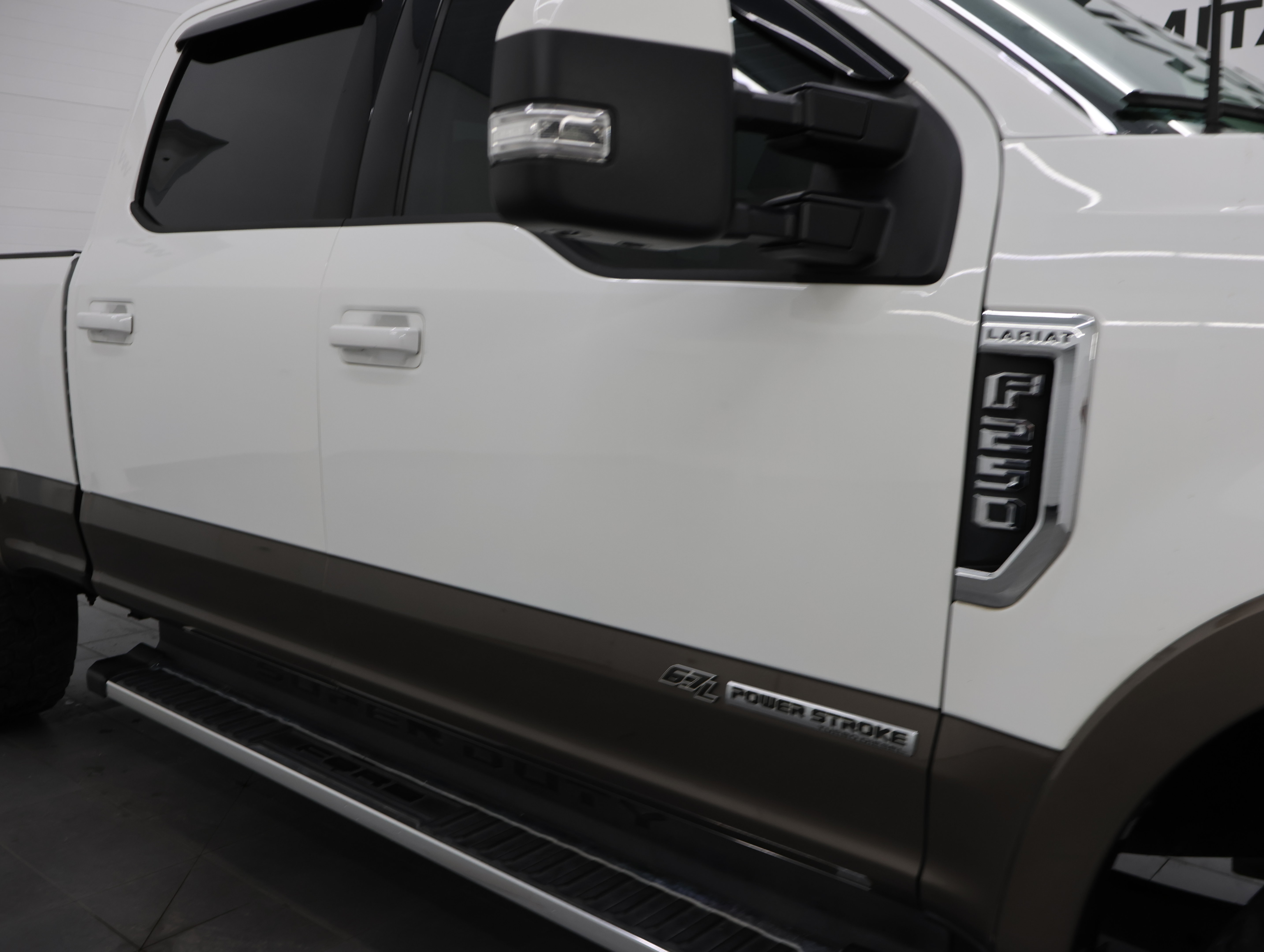 Used 2022 Ford F250 Lariat w/ Lariat Value Package AWD/4WD image 26