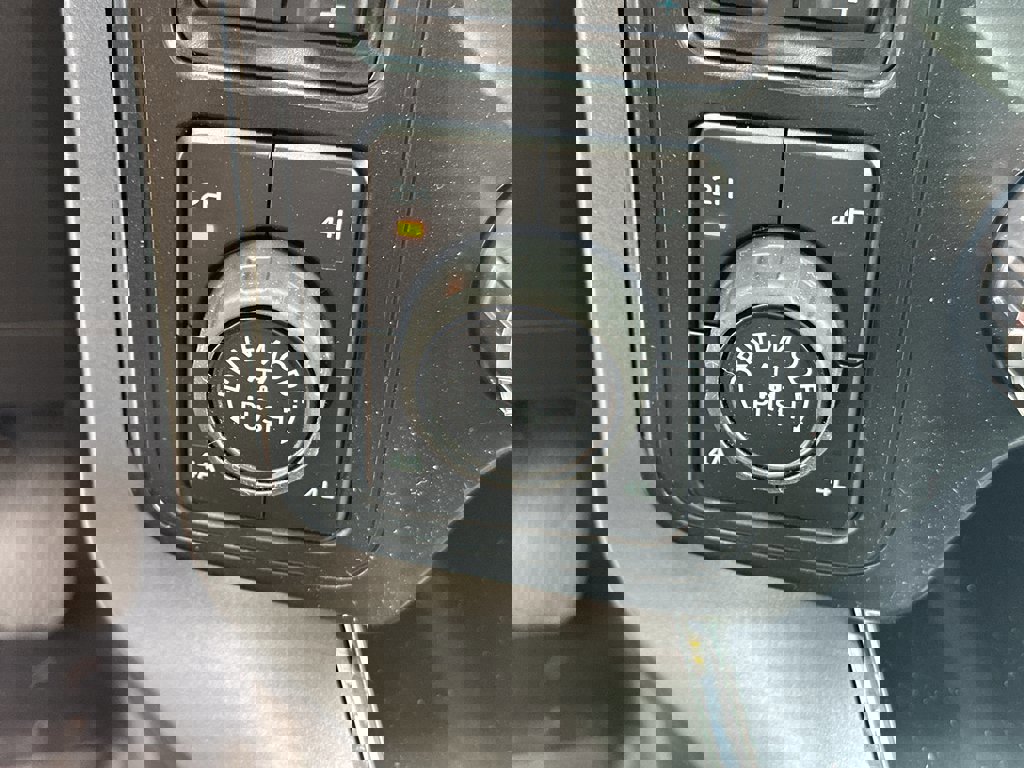 New 2025 Ford F150 Lariat w/ Equipment Group 502A High image 27