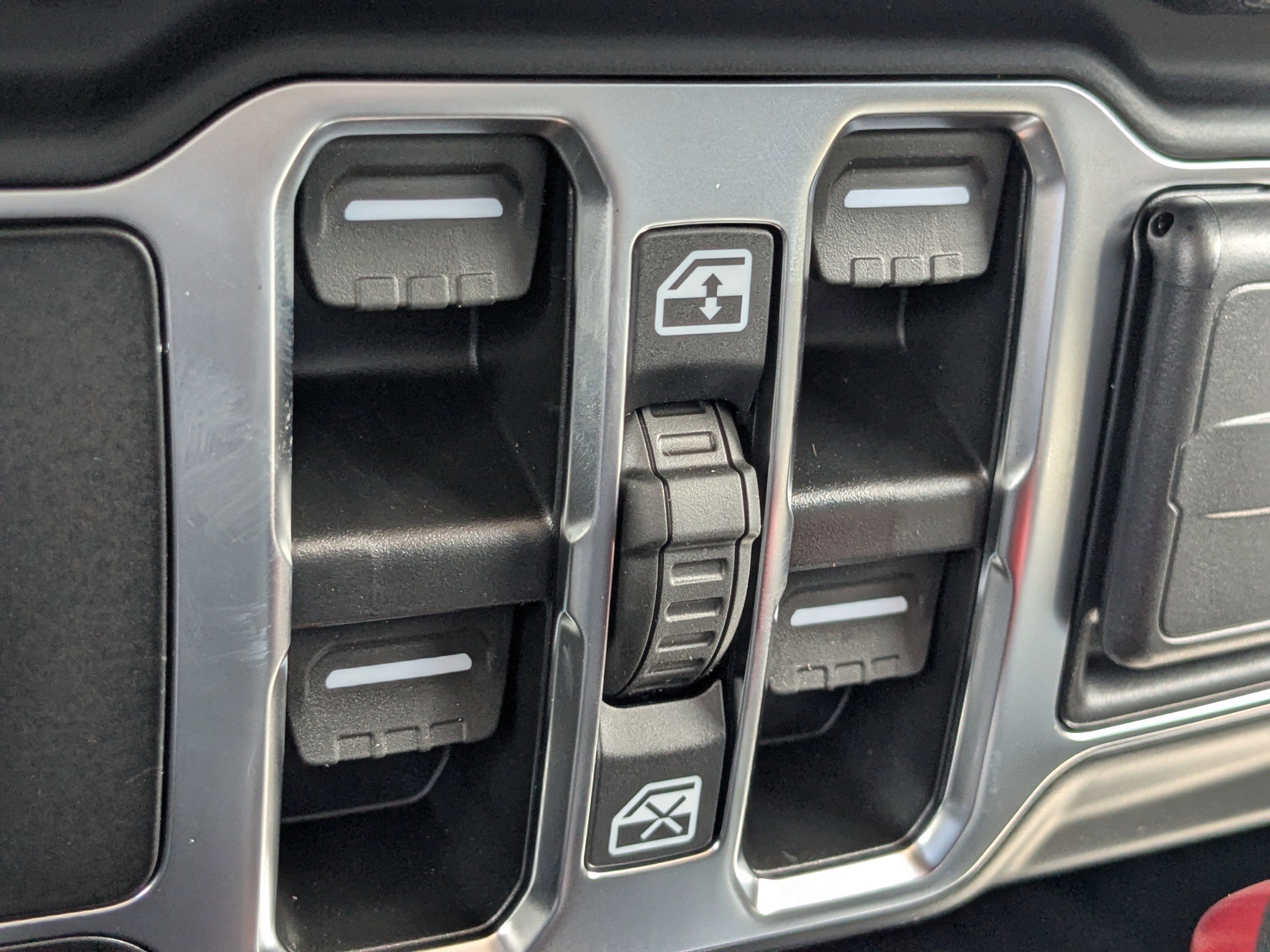 New 2025 Jeep Wrangler Unlimited Sport image 21