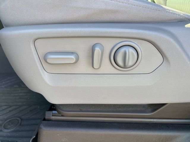 Used 2020 Chevrolet Silverado 1500 RST w/ All-Star Edition image 16