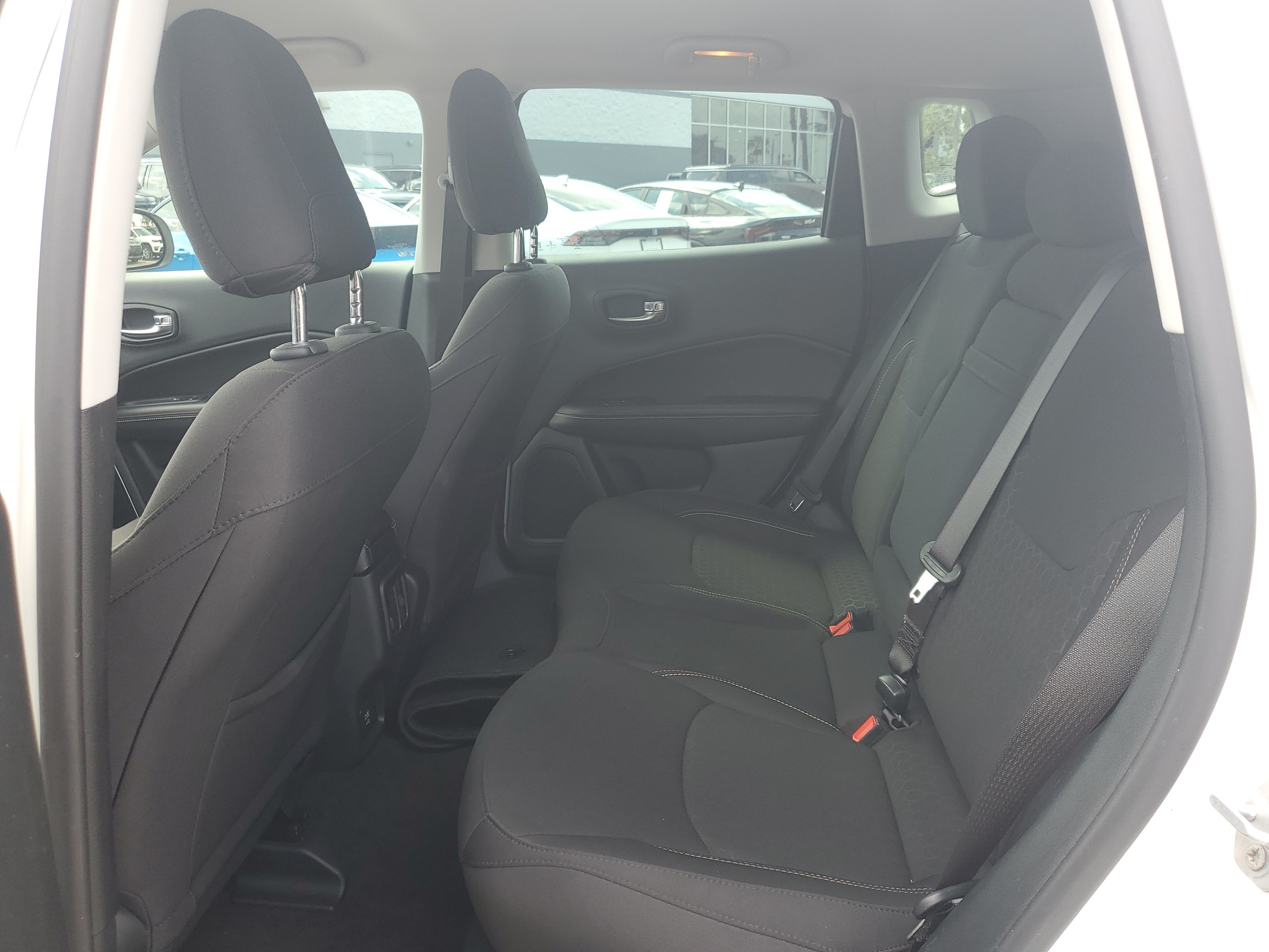 Used 2020 Jeep Compass Sport w/ Tech Group FWD image 13