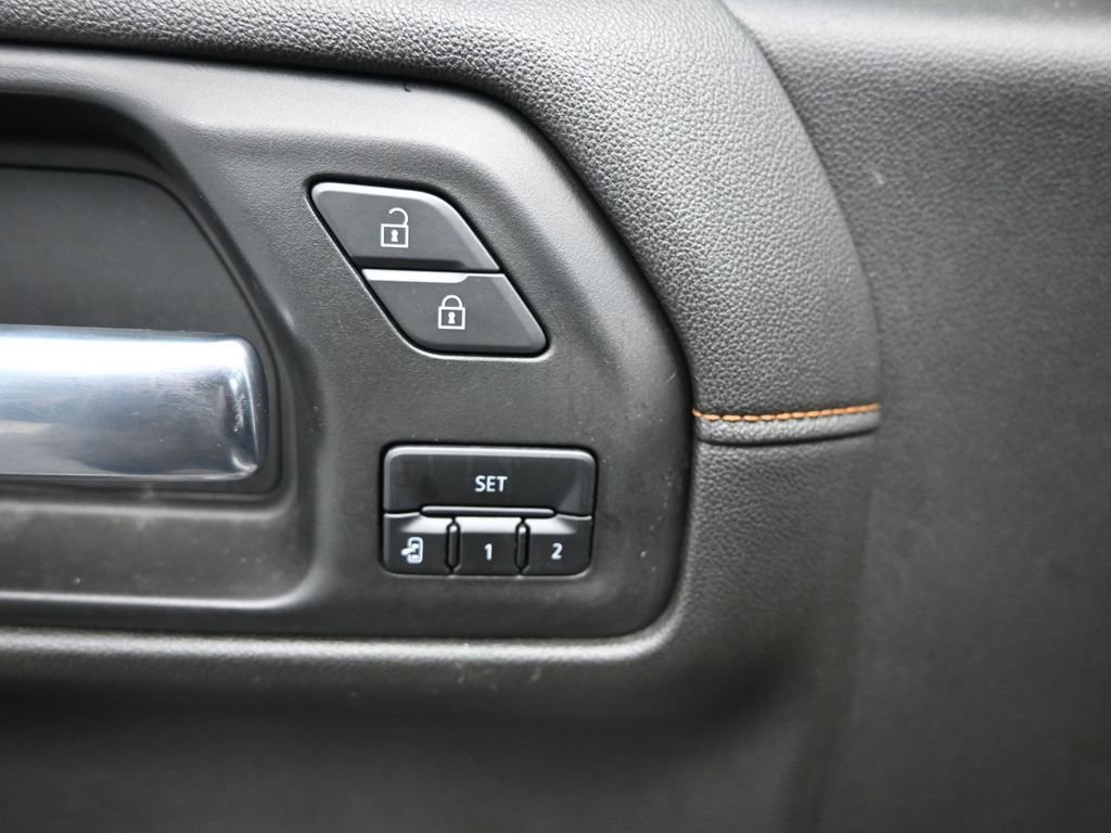 Used 2021 GMC Sierra 1500 AT4 w/ AT4 Premium Package AWD/4WD image 20