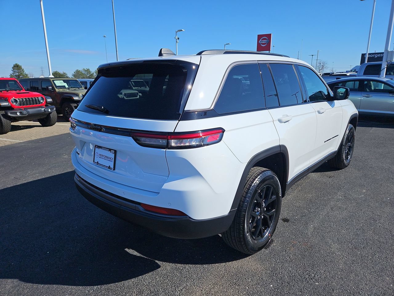 New 2026 Jeep Grand Cherokee Altitude AWD/4WD image 7