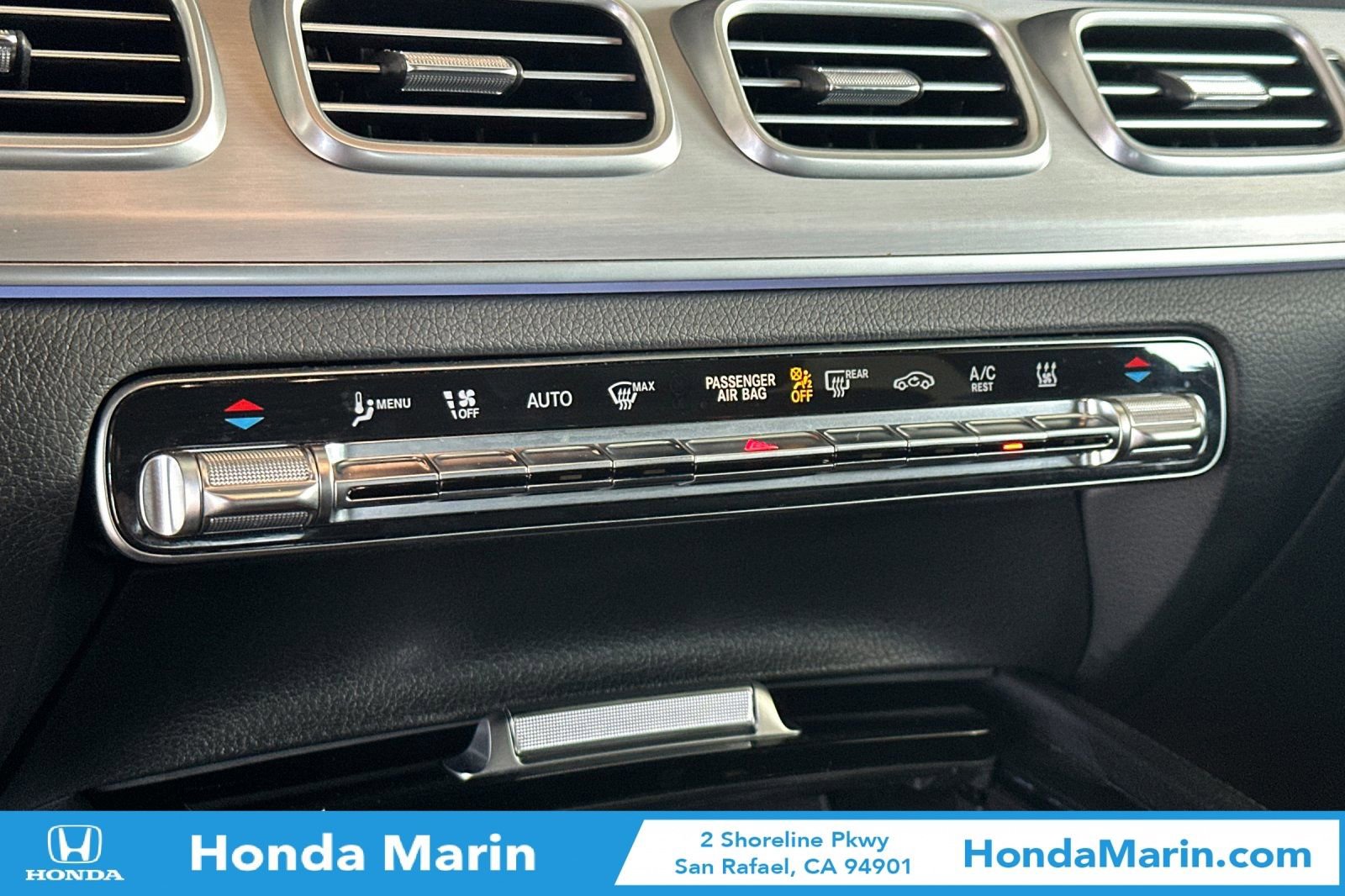 Used 2024 Mercedes-Benz GLE 450e 4MATIC image 25