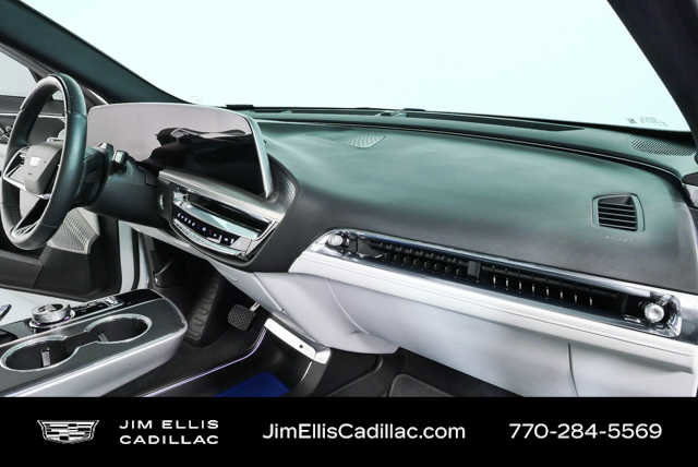 Used 2024 Cadillac Lyriq Sport AWD/4WD image 23