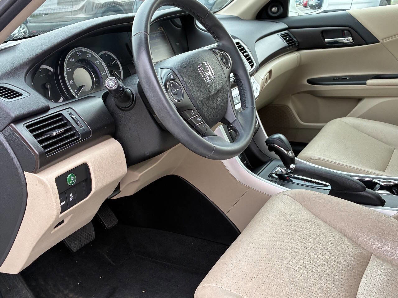 Used 2015 Honda Accord EX-L image 22