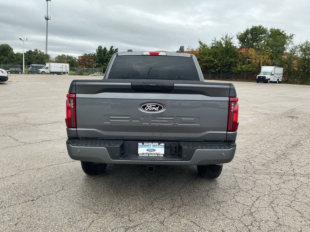 New 2026 Ford F150 XLT w/ FX4 Off-Road Package AWD/4WD image 4