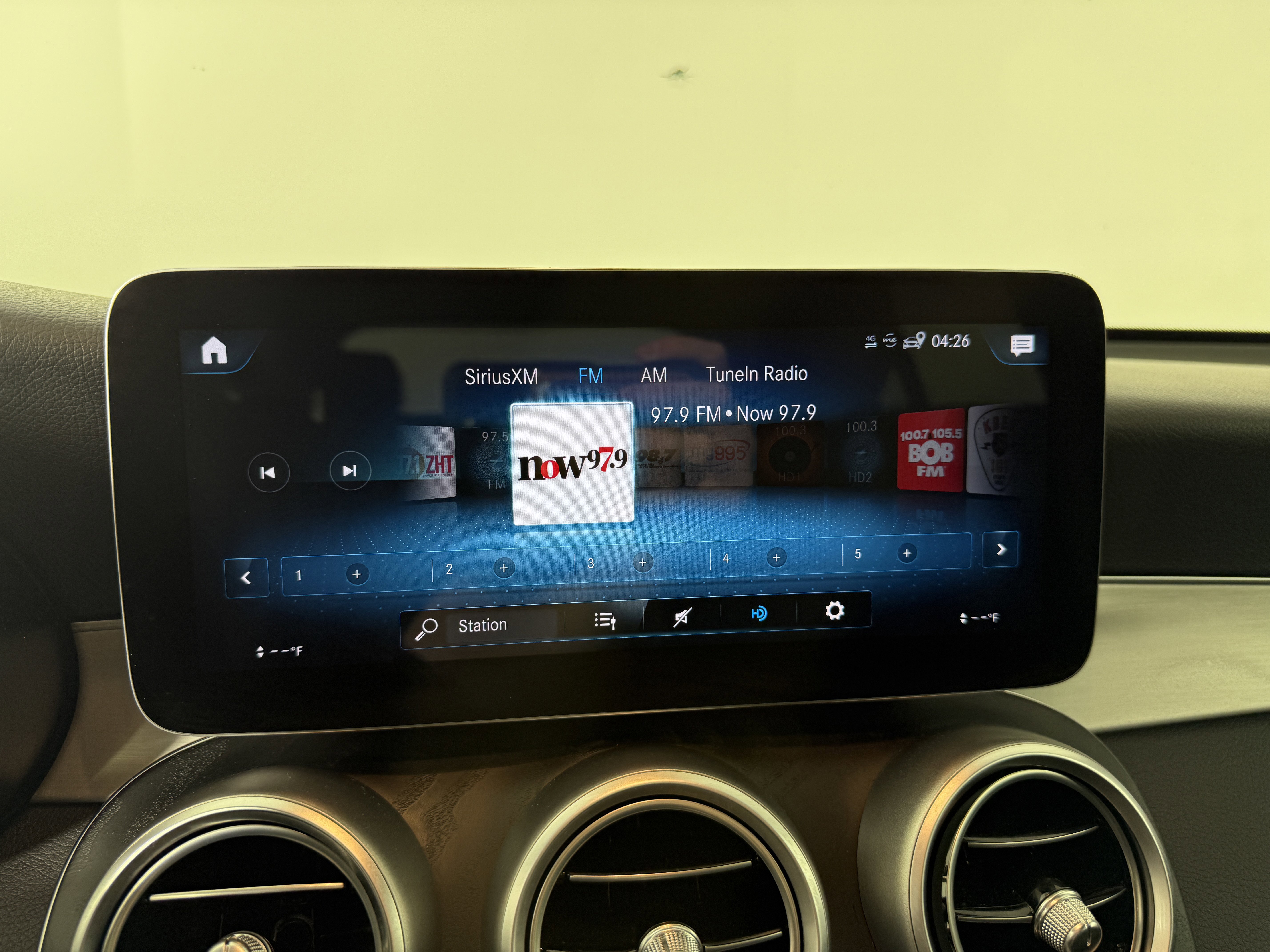 Used 2022 Mercedes-Benz GLC 300 4MATIC image 26