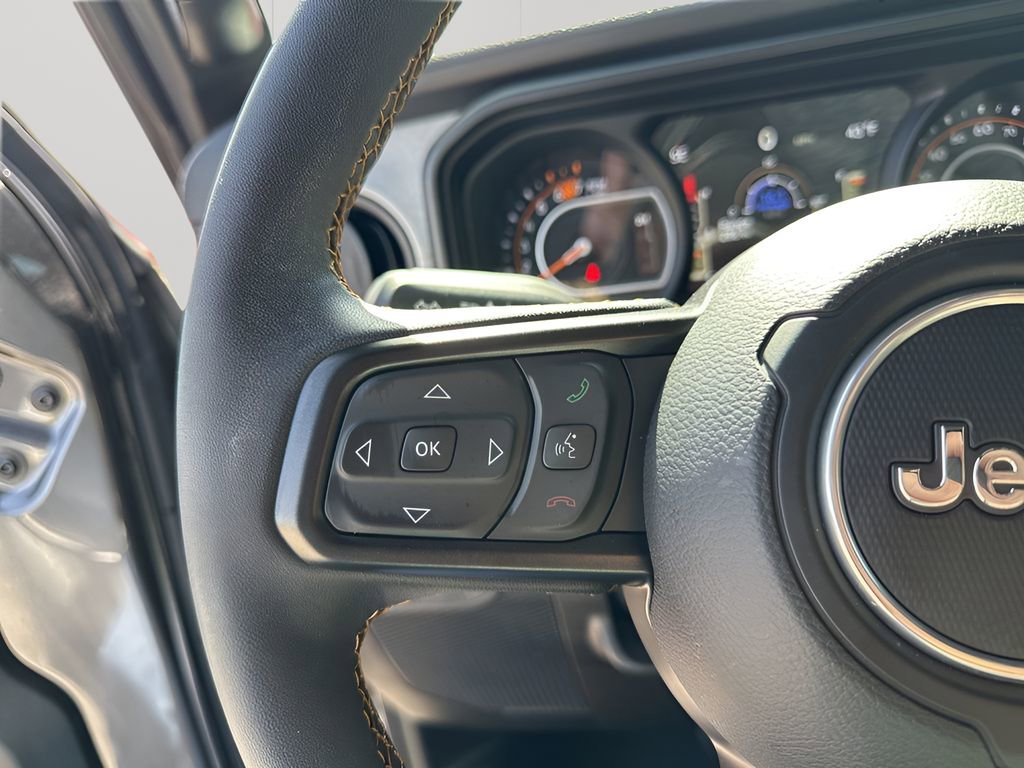 Used 2024 Jeep Wrangler Willys image 30