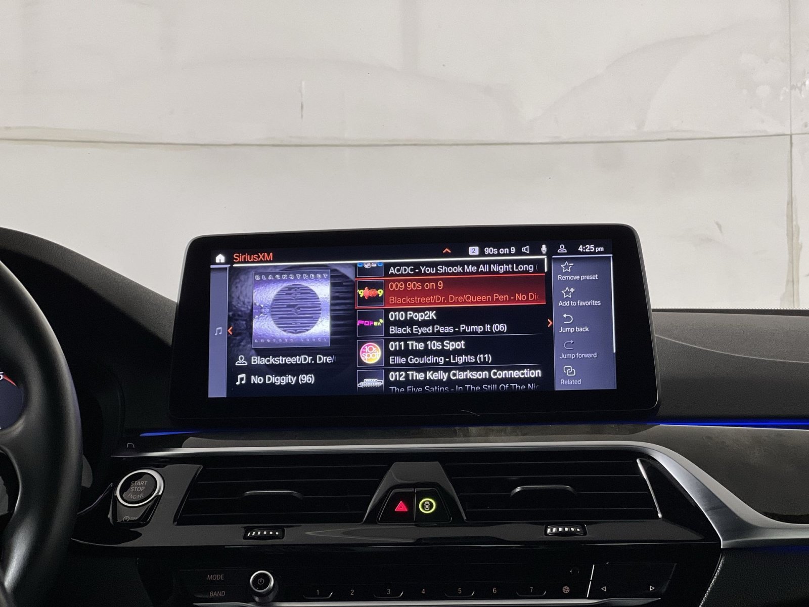 Used 2021 BMW 530i xDrive w/ Premium Package AWD/4WD image 18