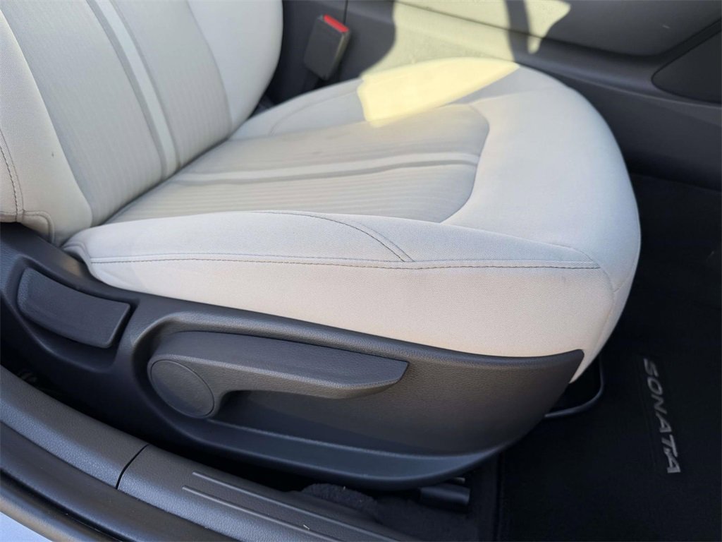 Used 2023 Hyundai Sonata SEL w/ Preferred Accessory Package image 14