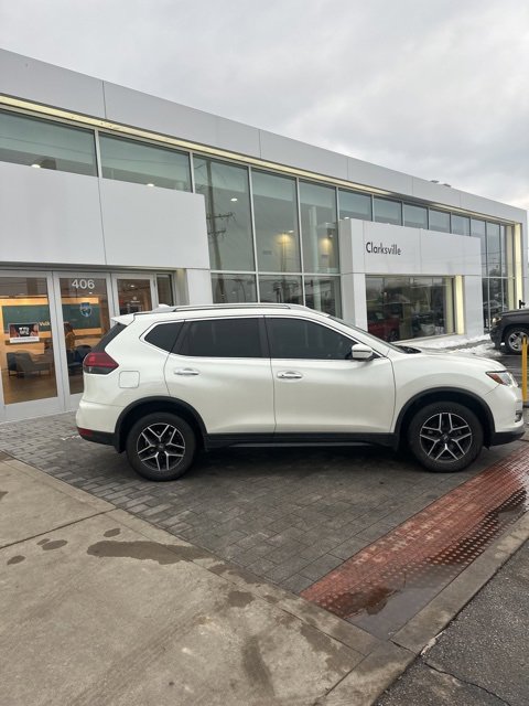 Used 2019 Nissan Rogue SV image 6