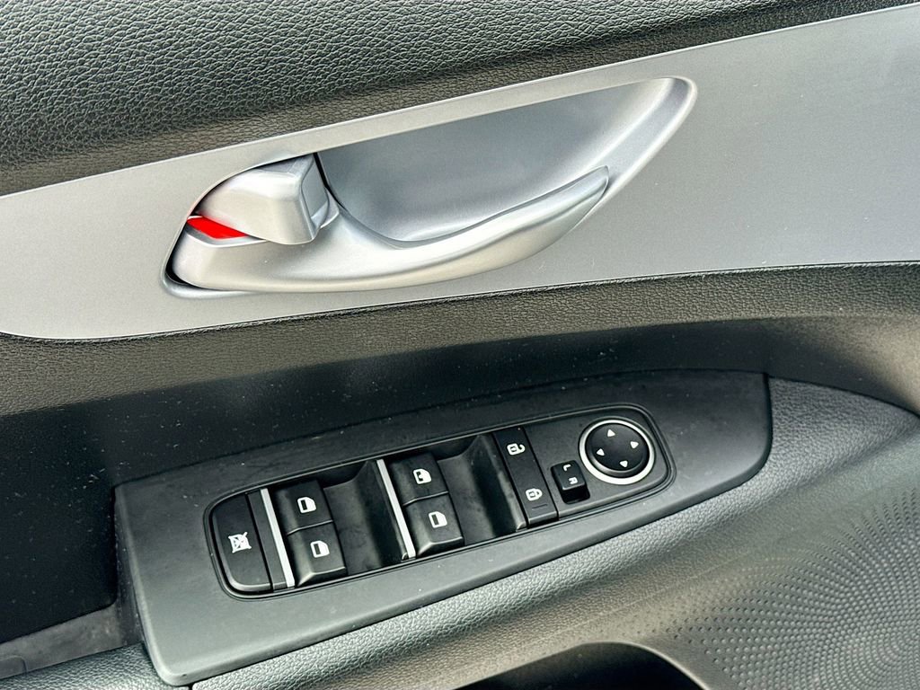 Certified 2023 Kia Forte LXS FWD image 20