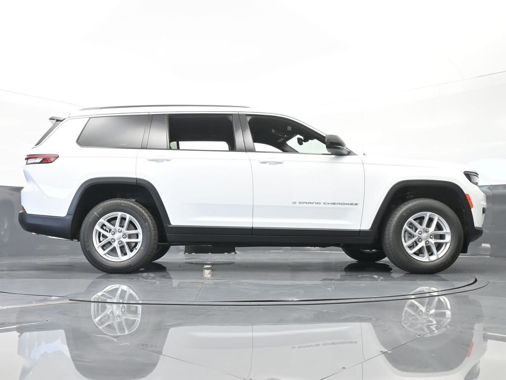 Used 2024 Jeep Grand Cherokee L Laredo w/ Luxury Tech Group I image 54