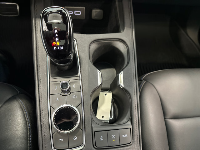 Used 2024 Cadillac XT4 Sport w/ LPO, Floor Liner Package AWD/4WD image 18
