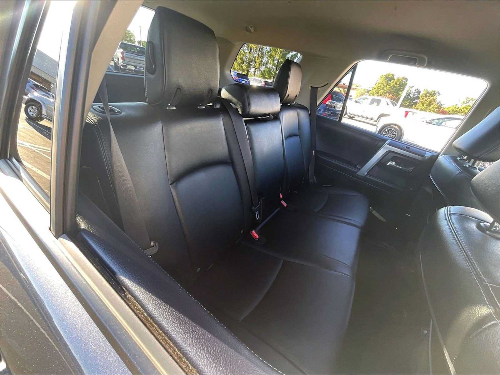 Used 2022 Toyota 4Runner TRD Sport w/ Technology Package AWD/4WD image 28