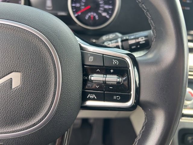 Certified 2024 Kia Carnival LX image 16