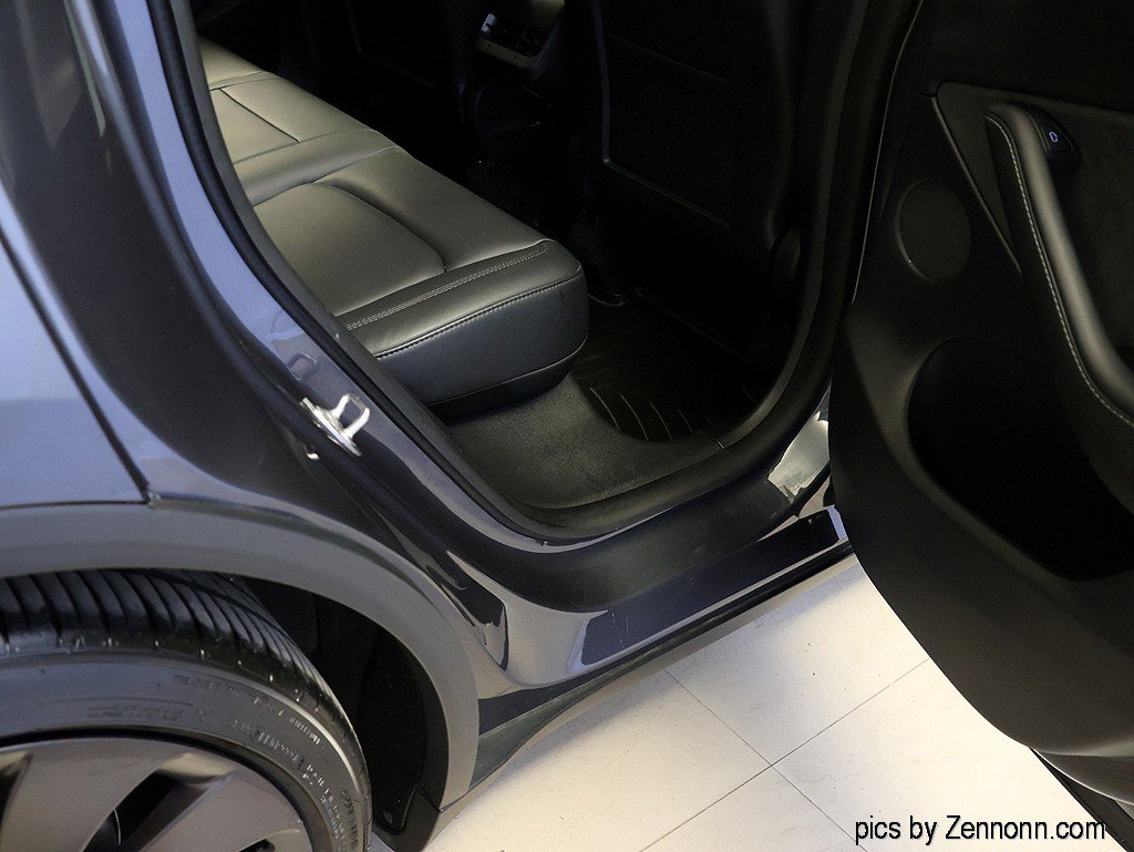 Used 2021 Tesla Model Y Performance AWD/4WD image 28