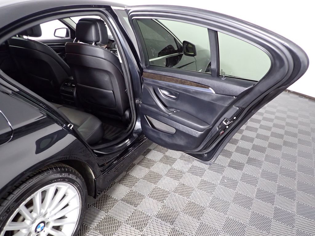 Used 2013 BMW 535i xDrive Sedan image 37