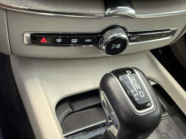 Used 2021 Volvo XC60 T5 Inscription w/ Advanced Package AWD/4WD image 25