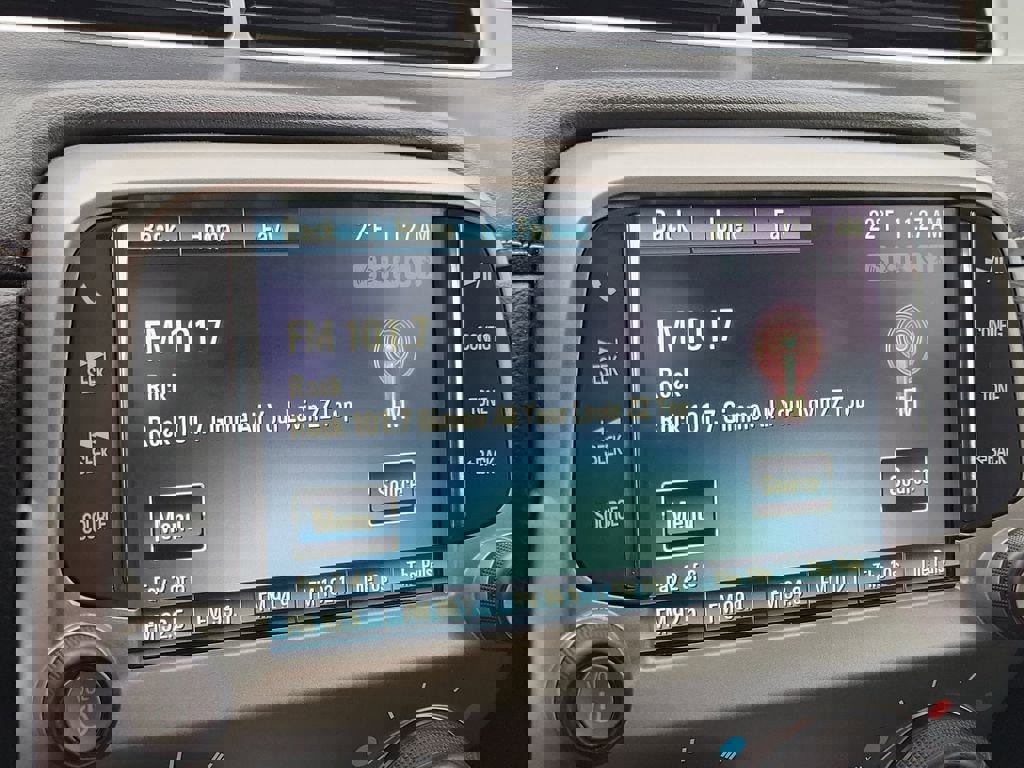 Used 2015 Chevrolet Camaro LT w/ 1LT Preferred Package image 21