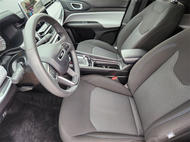 Used 2023 Jeep Compass Sport image 12