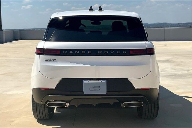 New 2025 Land Rover Range Rover Sport SE image 4