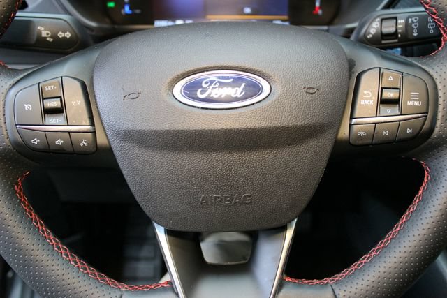 Used 2025 Ford Escape ST-Line AWD/4WD image 21