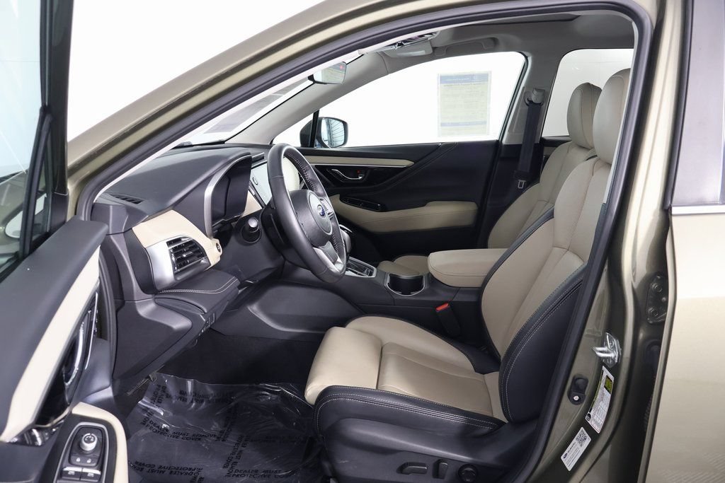 Used 2024 Subaru Outback Limited AWD/4WD image 10