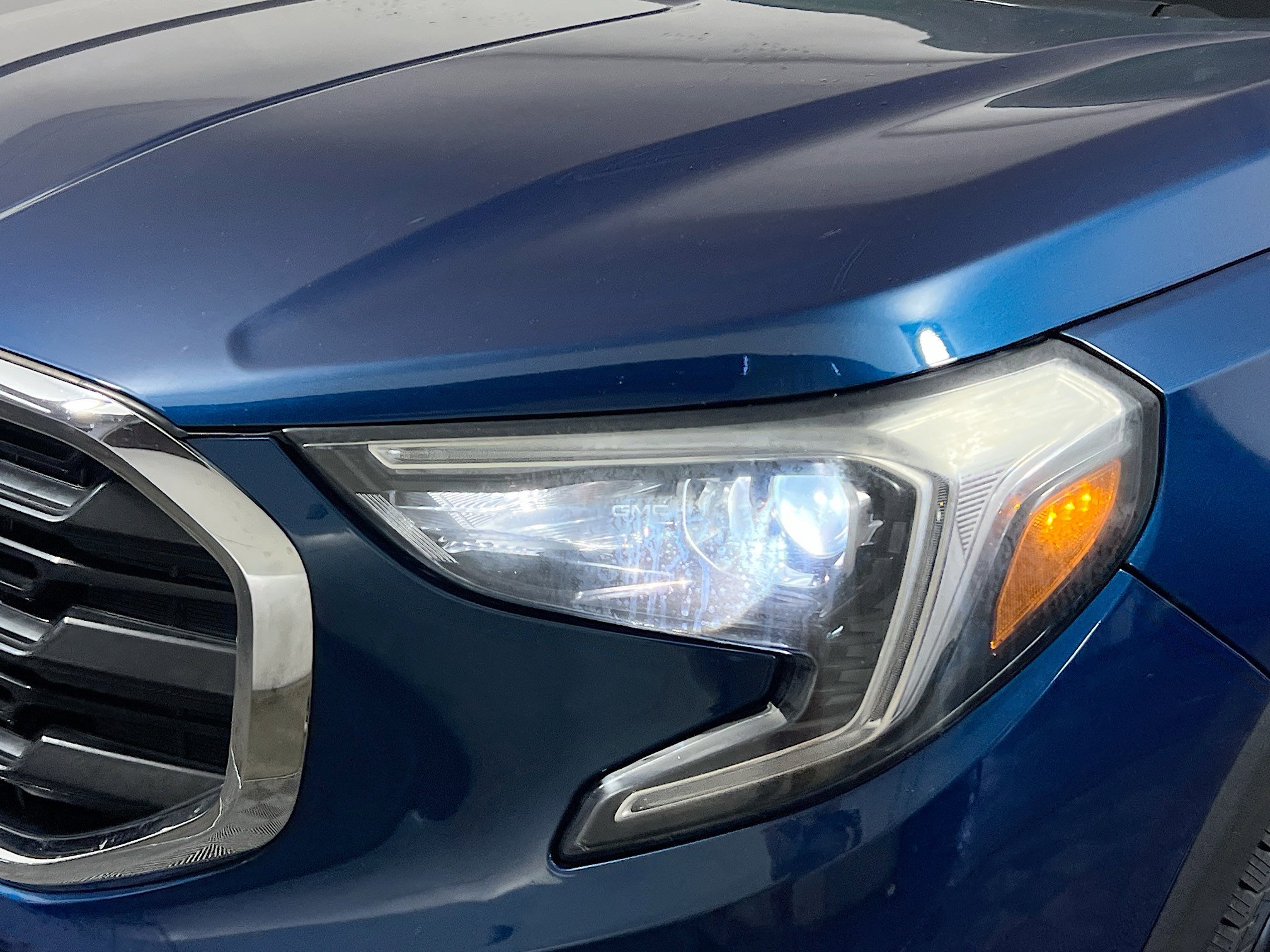 Used 2020 GMC Terrain SLE image 11