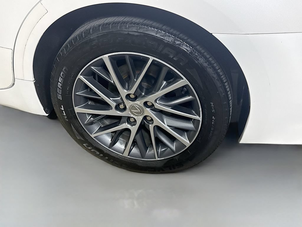 Used 2016 Lexus ES 350 w/ Luxury Package w/Wood Trim FWD image 9