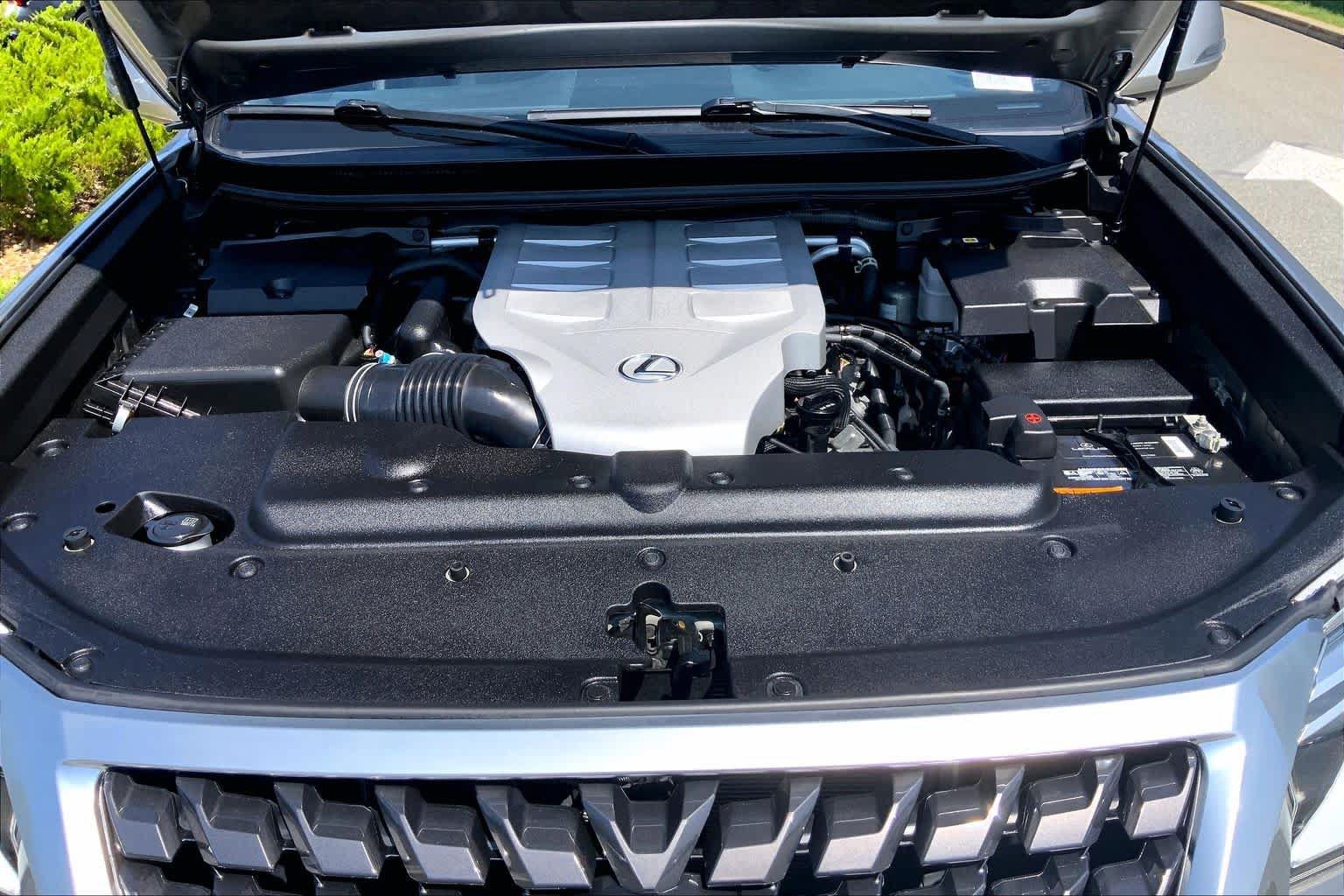 Used 2022 Lexus GX 460 Premium w/ Premium Plus Package AWD/4WD image 32