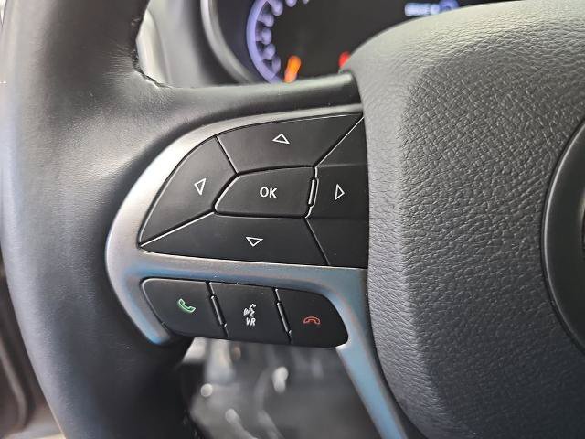 Used 2021 Jeep Grand Cherokee Laredo X AWD/4WD image 17