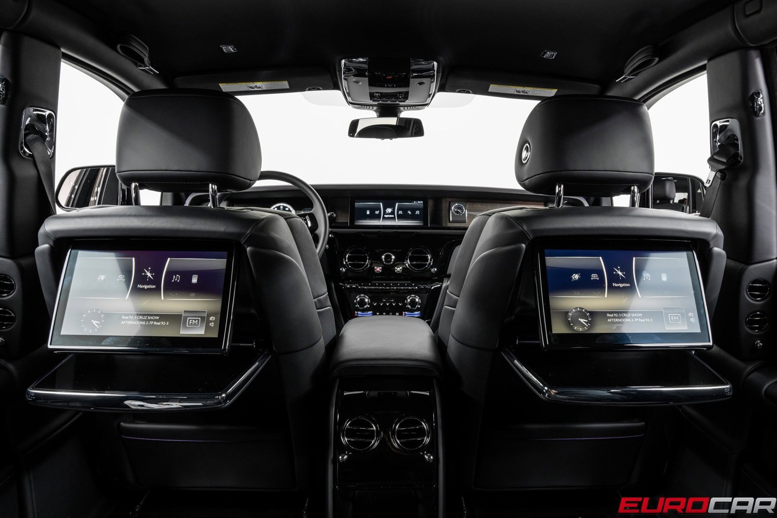 Used 2024 Rolls-Royce Phantom Sedan image 24