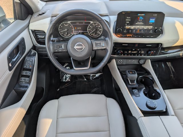 Used 2023 Nissan Rogue SL w/ SL Premium Package AWD/4WD image 18
