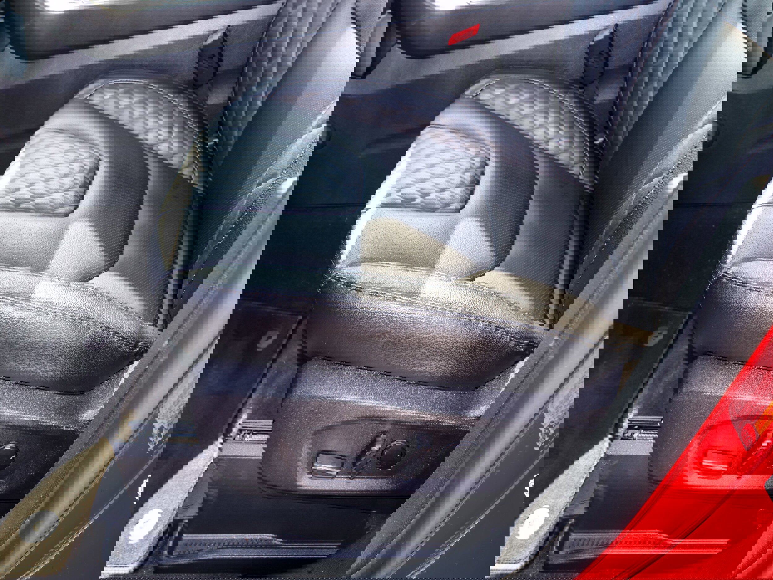 Used 2024 Ford Edge Titanium w/ Equipment Group 301A image 14