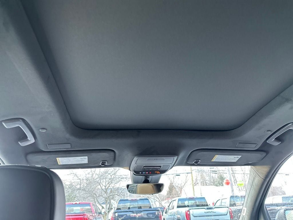 New 2026 GMC Acadia Denali Ultimate AWD/4WD image 19