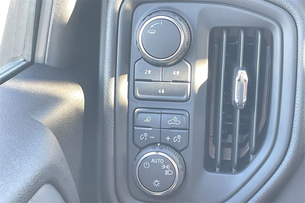 New 2025 Chevrolet Silverado 2500 W/T image 29
