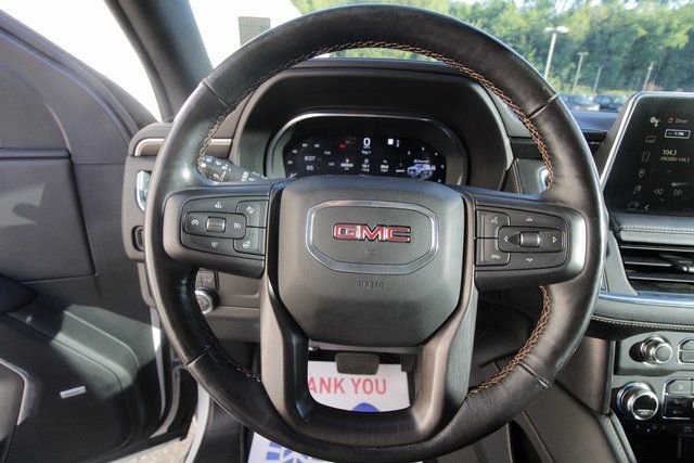 Used 2023 GMC Yukon XL AT4 w/ Technology Package image 27