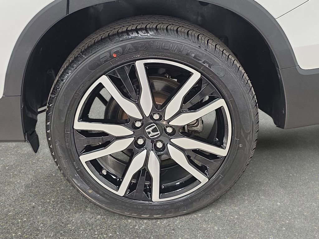 Used 2021 Honda Pilot Touring image 32