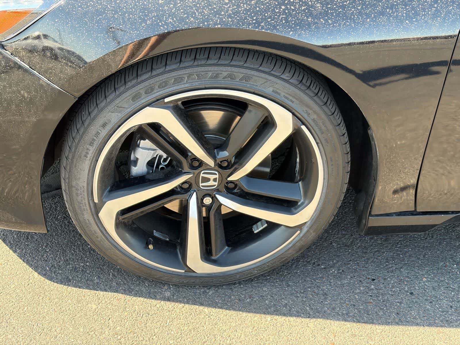 Used 2019 Honda Accord Sport image 9