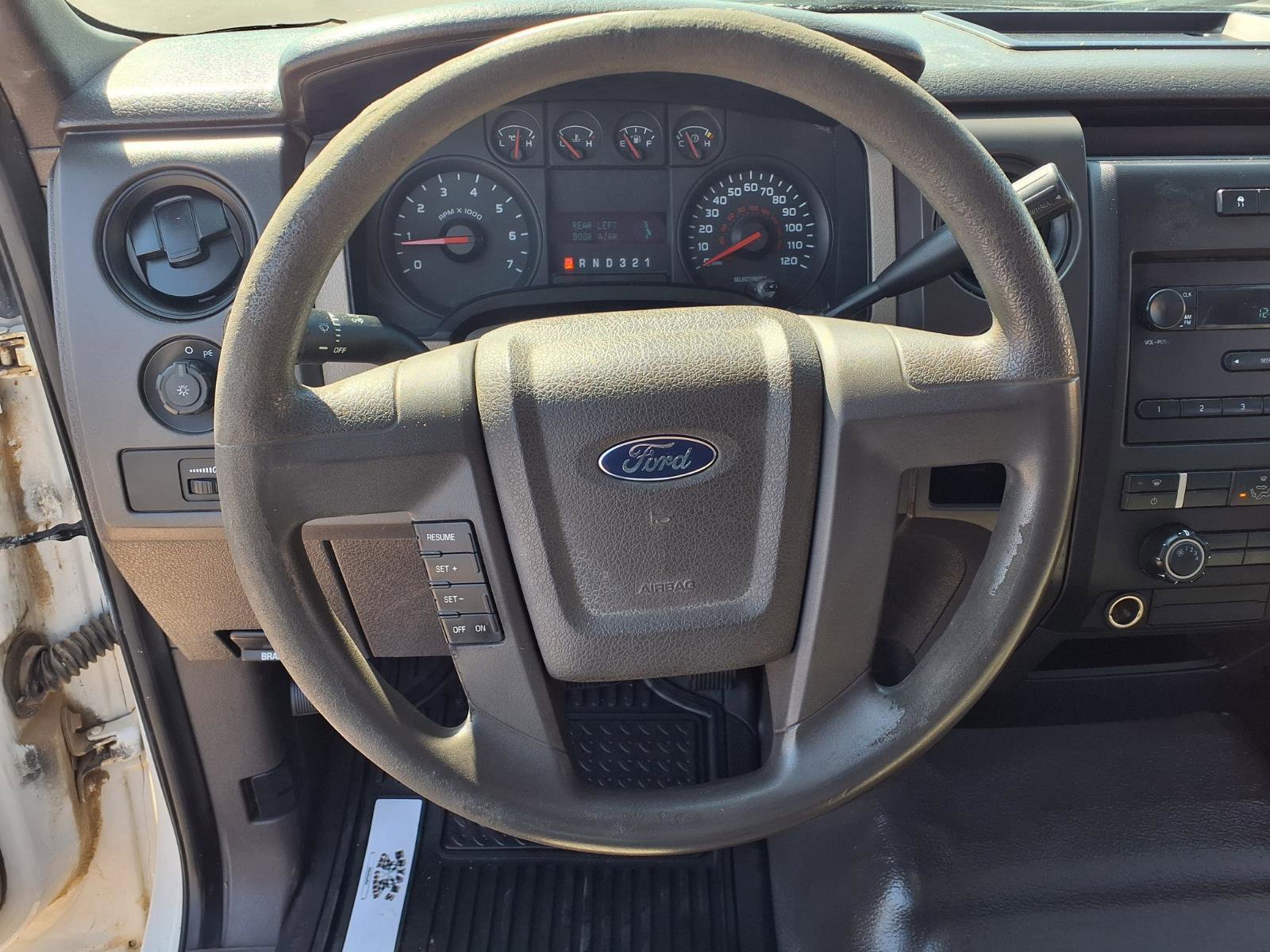 Used 2010 Ford F150 XL RWD image 4