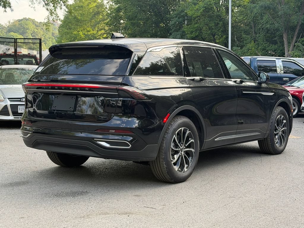 New 2026 Lincoln Nautilus Premier w/ Equipment Group 102A AWD/4WD image 5