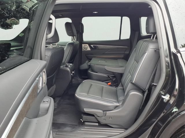 Used 2026 Buick Enclave Avenir w/ Super Cruise Package AWD/4WD image 11