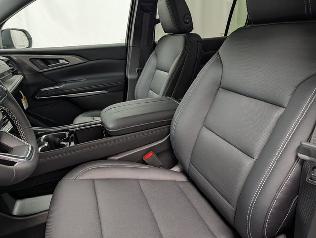 New 2026 Chevrolet Traverse LT w/ Midnight/Sport Edition image 10