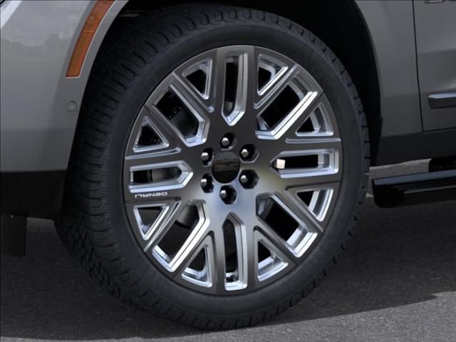 New 2026 GMC Yukon Denali Ultimate w/ LPO, Floor Liner Package AWD/4WD image 11