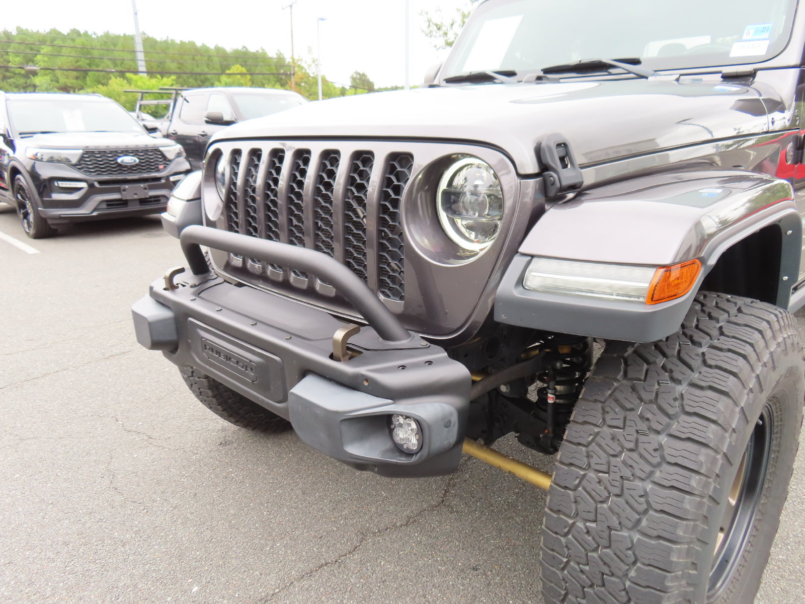 Used 2022 Jeep Gladiator Sport AWD/4WD image 9