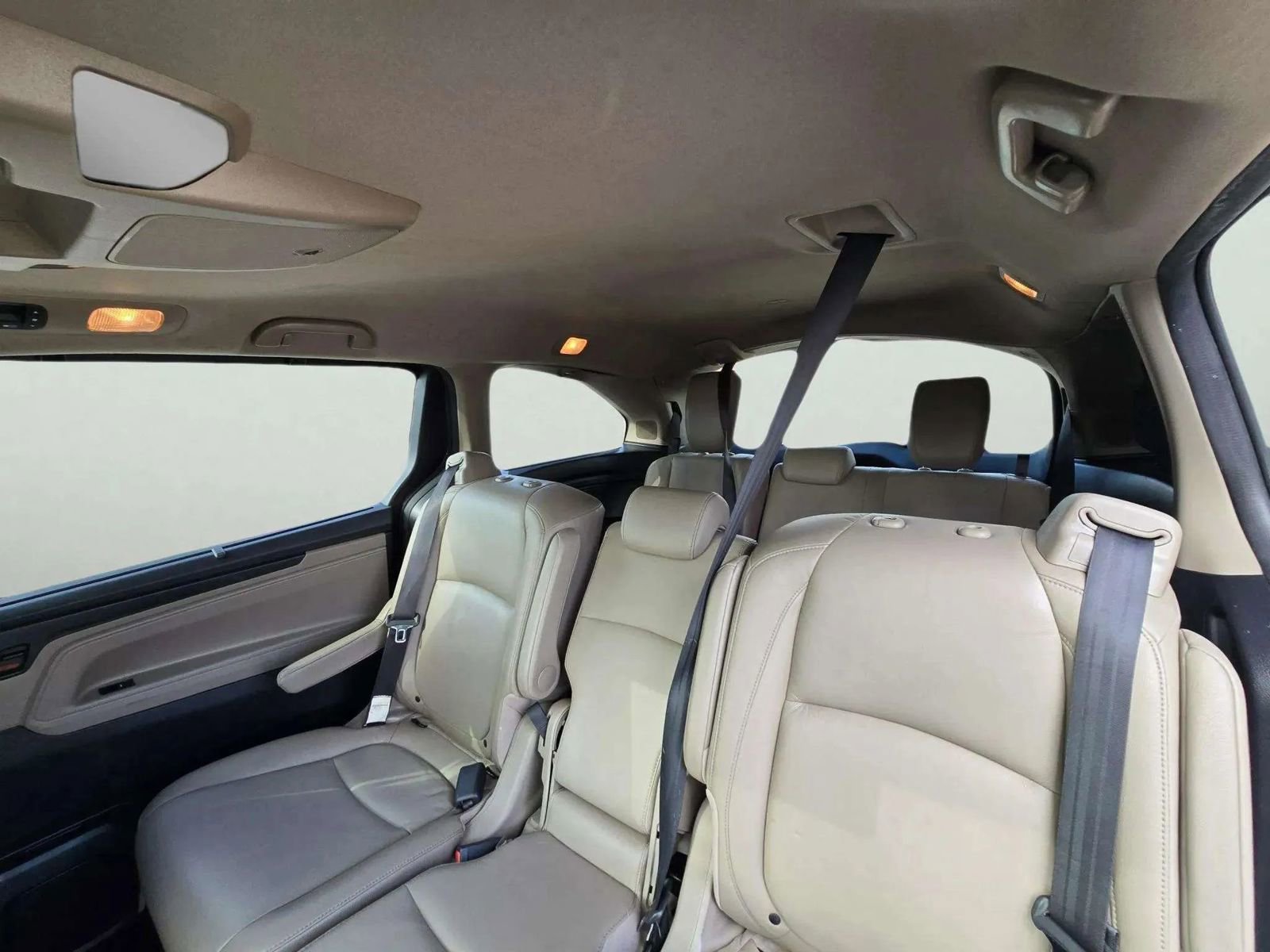 Used 2018 Honda Odyssey Elite image 11
