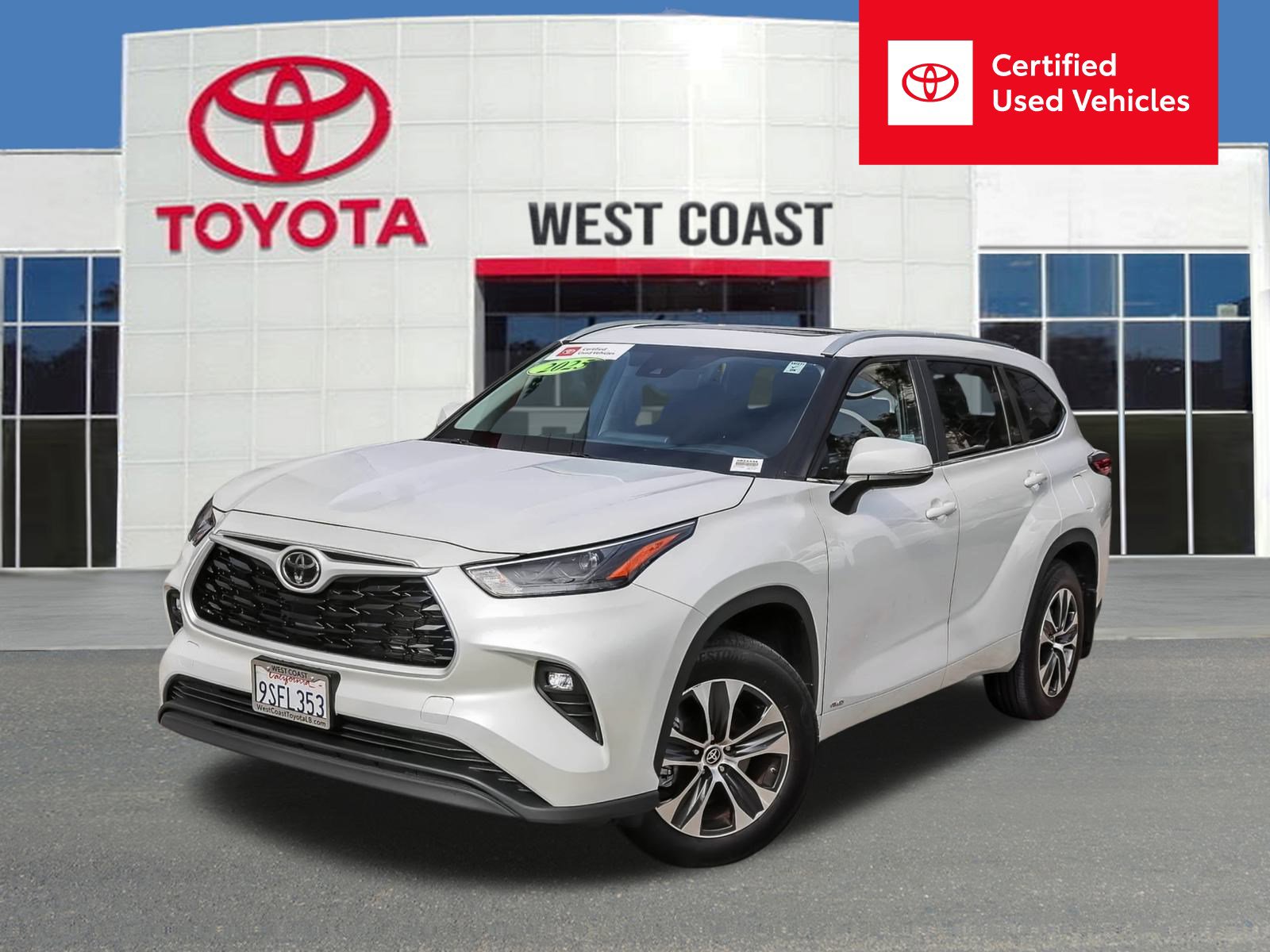 Certified 2025 Toyota Highlander XLE
